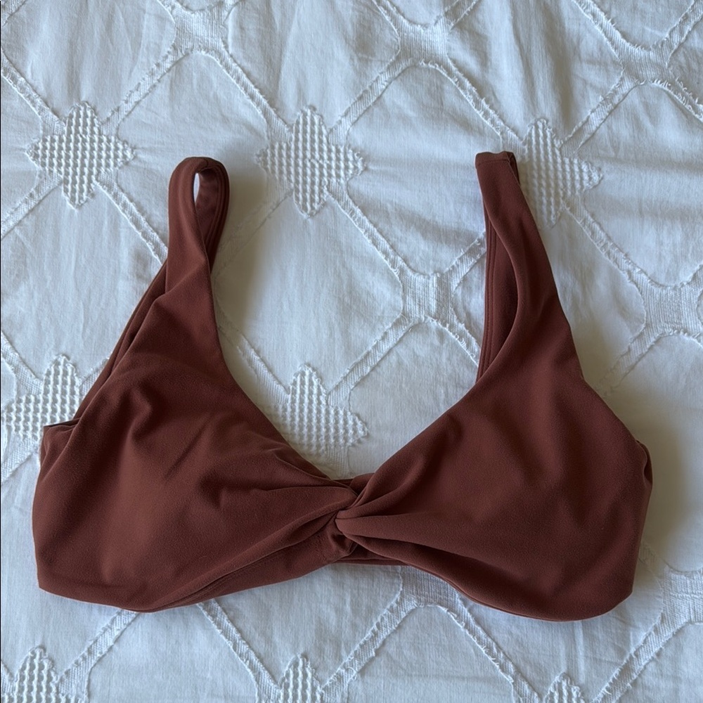 Buffbunny twist bra